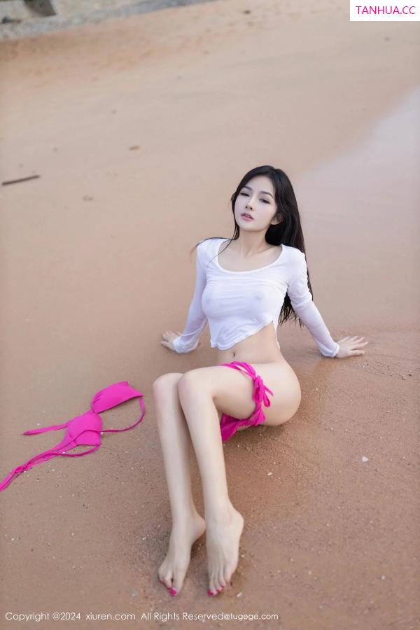   [XiuRen]高清写真图 2024.04.03 No.8341 谭小灵 性感美腿第33张图片
